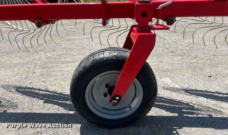 image for item DO6493 2020 Enrossi  RT-9 hay rake