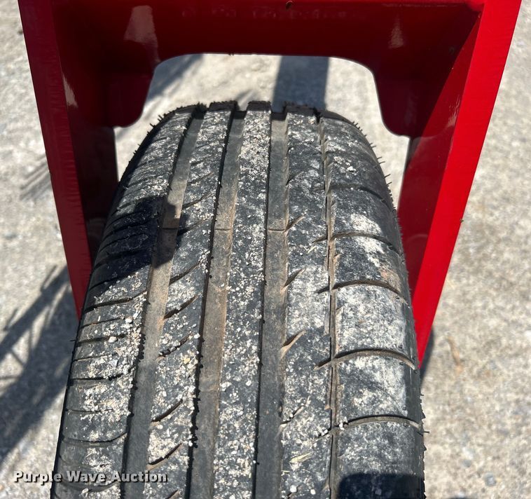 image for item DO6493 2020 Enrossi  RT-9 hay rake