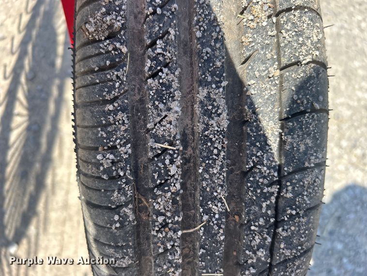 image for item DO6493 2020 Enrossi  RT-9 hay rake