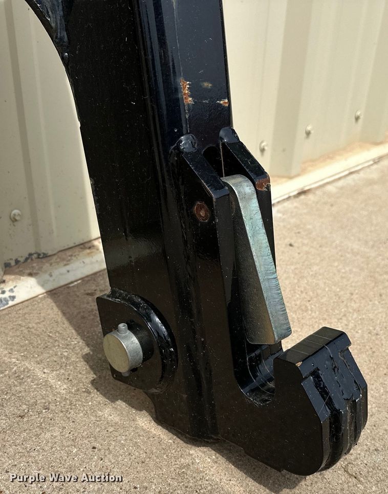 image for item DO6954 Land Pride QH30 three point quick attach