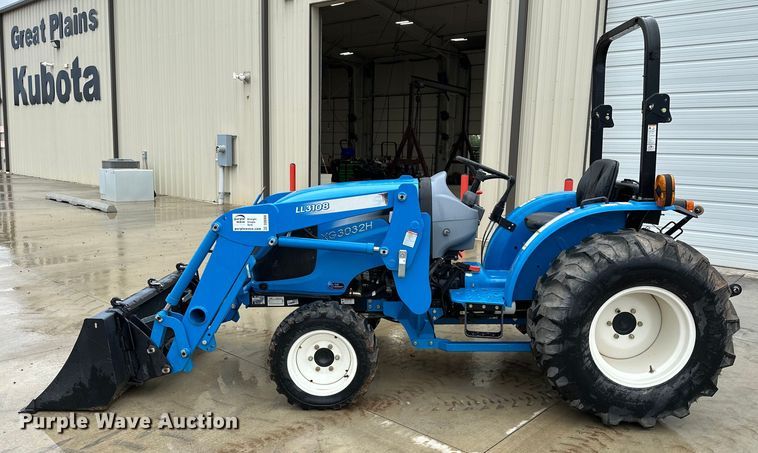 image for item DO6956 2015 LS Mtron XG3032H MFWD tractor