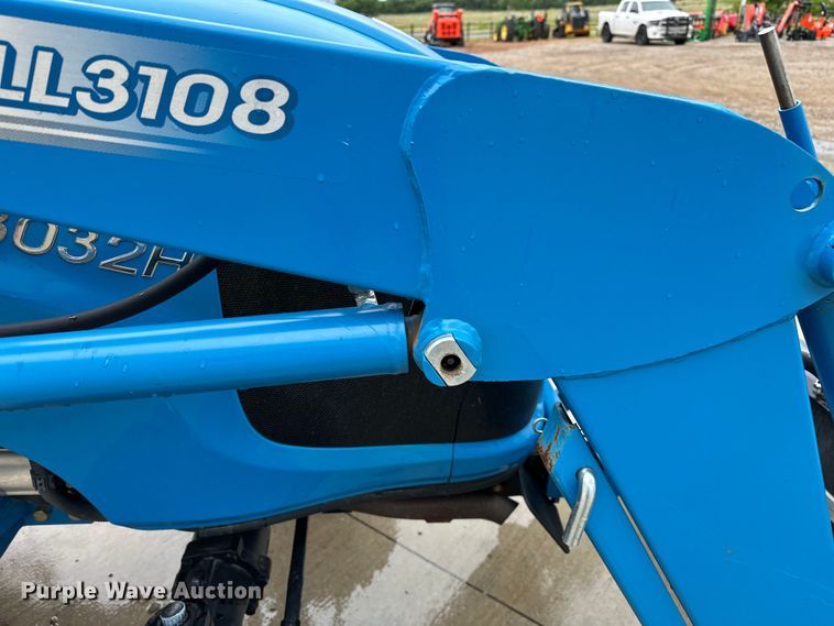 image for item DO6956 2015 LS Mtron XG3032H MFWD tractor