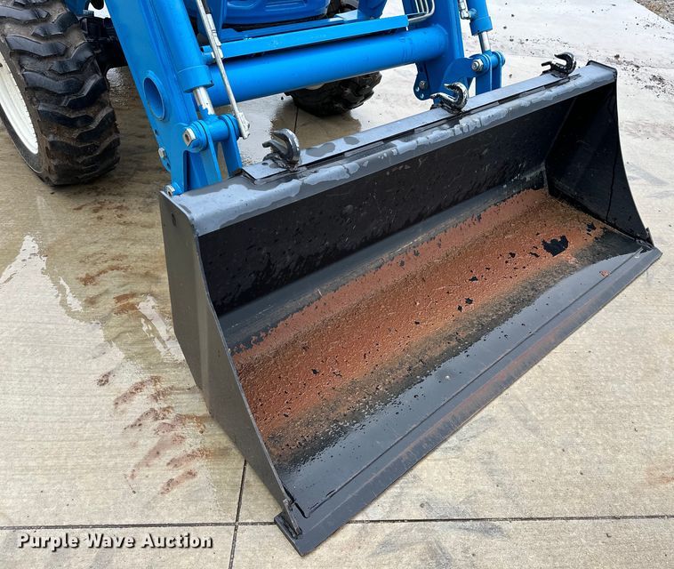 image for item DO6956 2015 LS Mtron XG3032H MFWD tractor