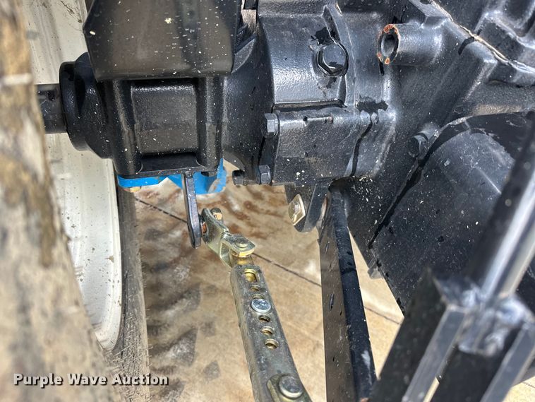 image for item DO6956 2015 LS Mtron XG3032H MFWD tractor