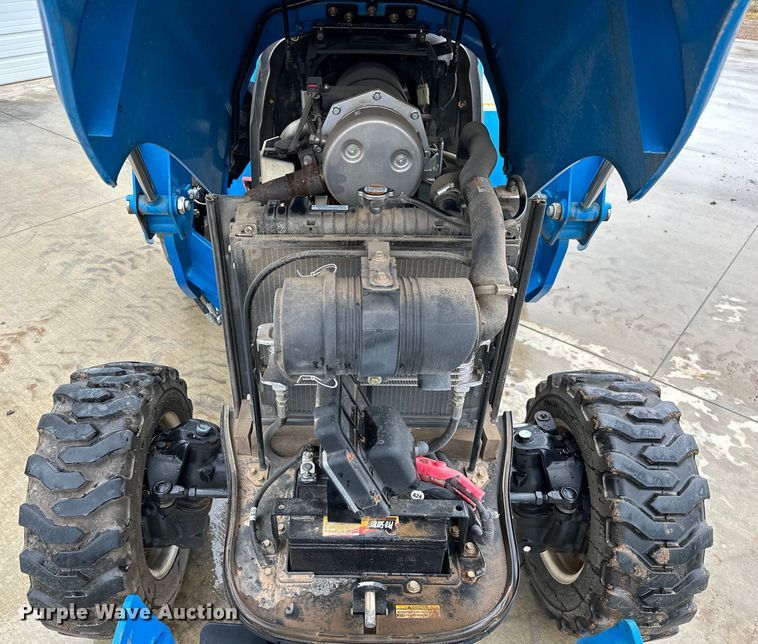 image for item DO6956 2015 LS Mtron XG3032H MFWD tractor