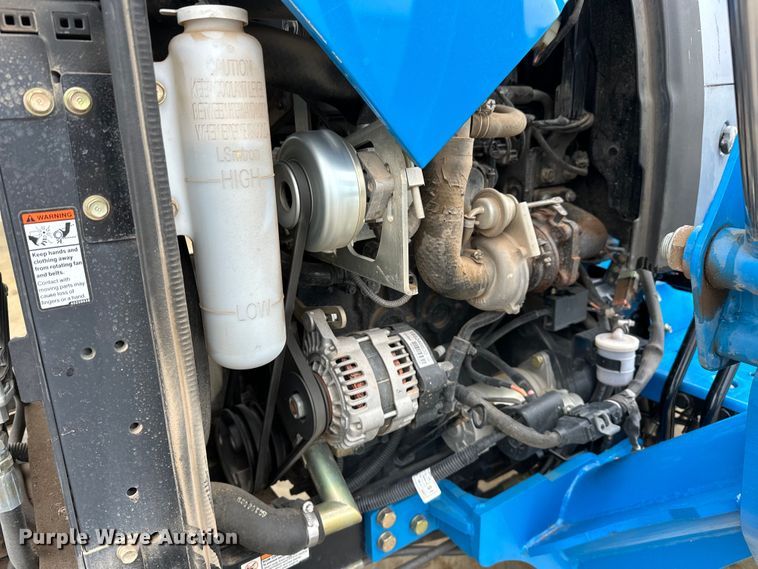 image for item DO6956 2015 LS Mtron XG3032H MFWD tractor