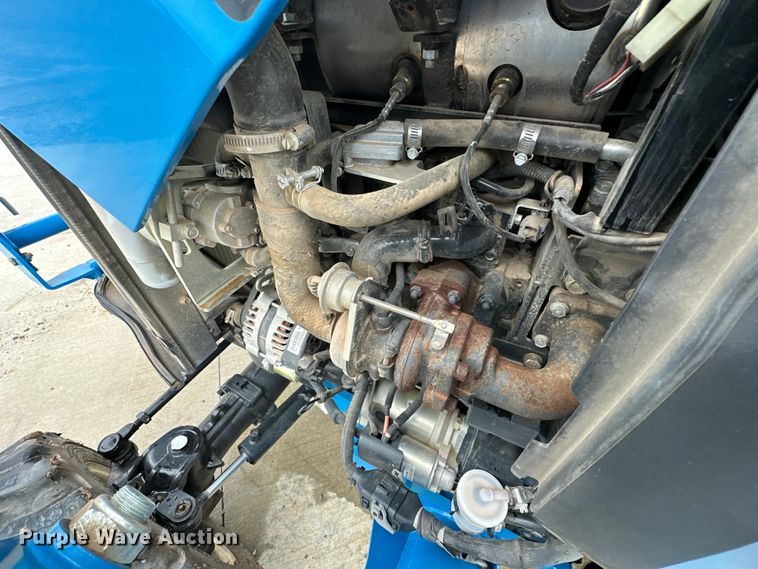 image for item DO6956 2015 LS Mtron XG3032H MFWD tractor