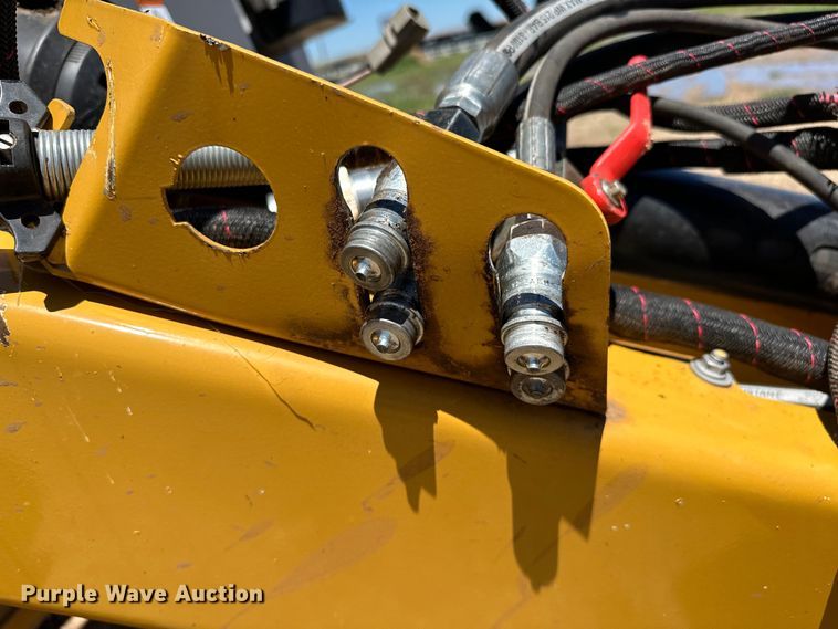 image for item DO6959 2021 Vermeer  604R Premium  round baler