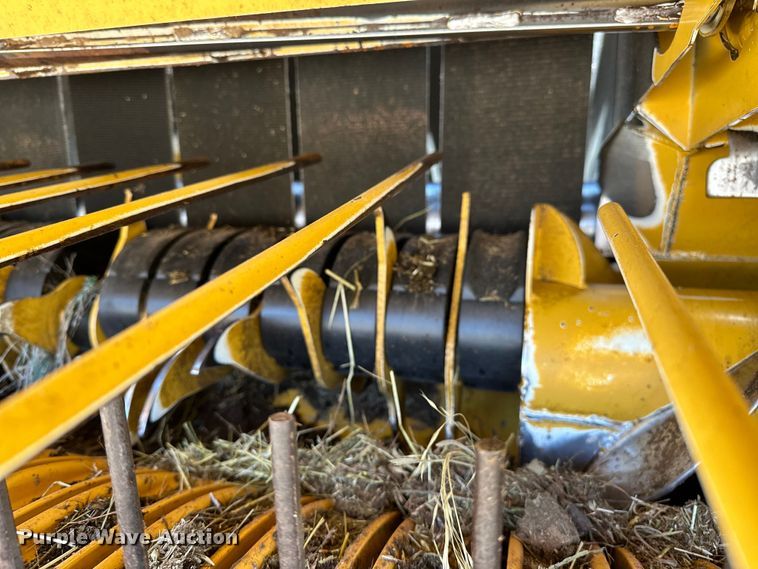 image for item DO6959 2021 Vermeer  604R Premium  round baler