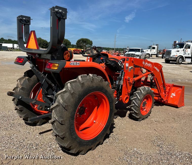 image for item DO6961 2021 Kubota L3901D MFWD tractor