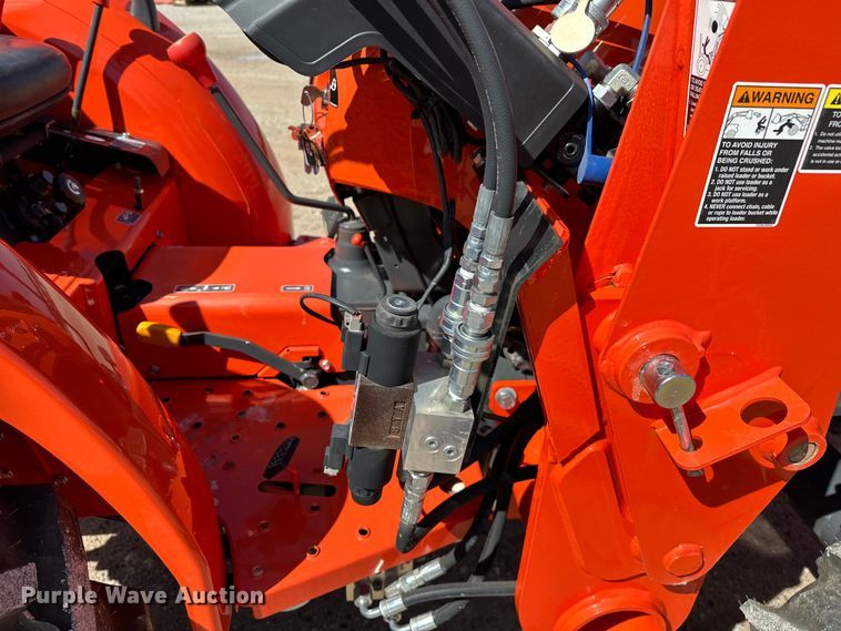 image for item DO6961 2021 Kubota L3901D MFWD tractor
