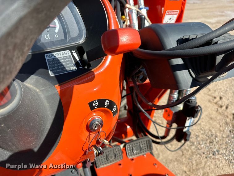 image for item DO6961 2021 Kubota L3901D MFWD tractor