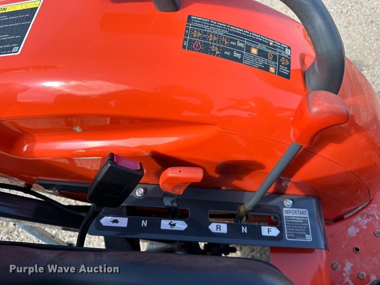 image for item DO6961 2021 Kubota L3901D MFWD tractor