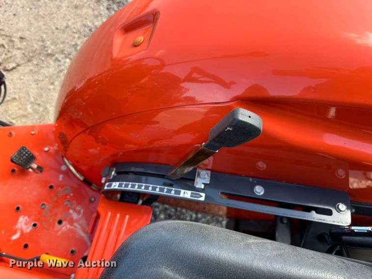 image for item DO6961 2021 Kubota L3901D MFWD tractor