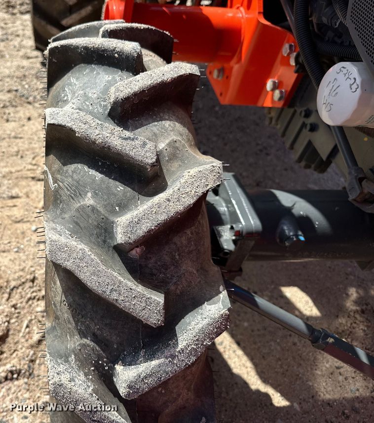 image for item DO6961 2021 Kubota L3901D MFWD tractor