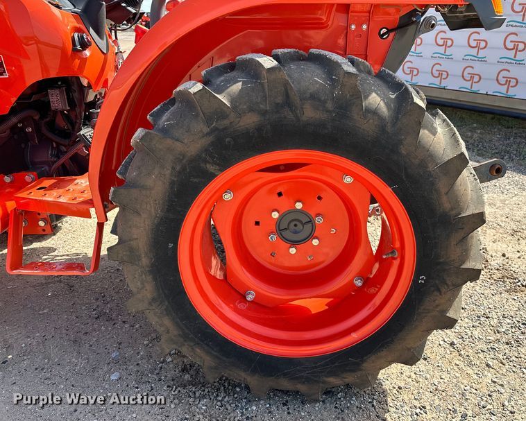 image for item DO6961 2021 Kubota L3901D MFWD tractor