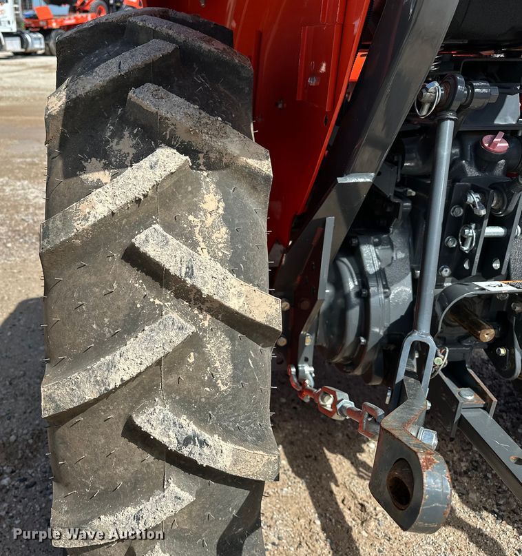 image for item DO6961 2021 Kubota L3901D MFWD tractor