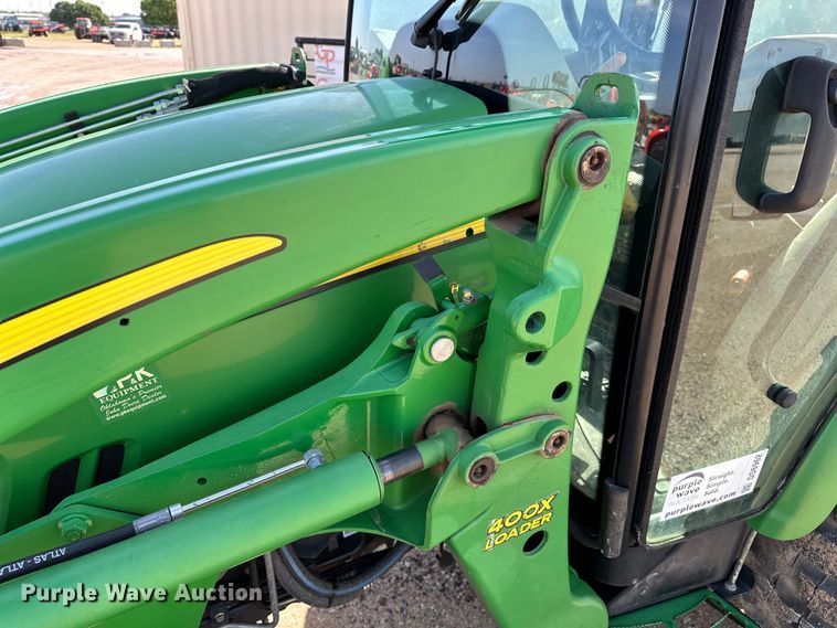 image for item DO6962 2011 John Deere  4720 MFWD tractor
