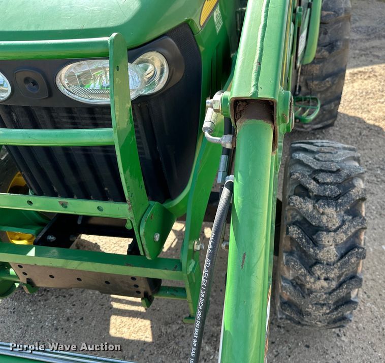 image for item DO6962 2011 John Deere  4720 MFWD tractor