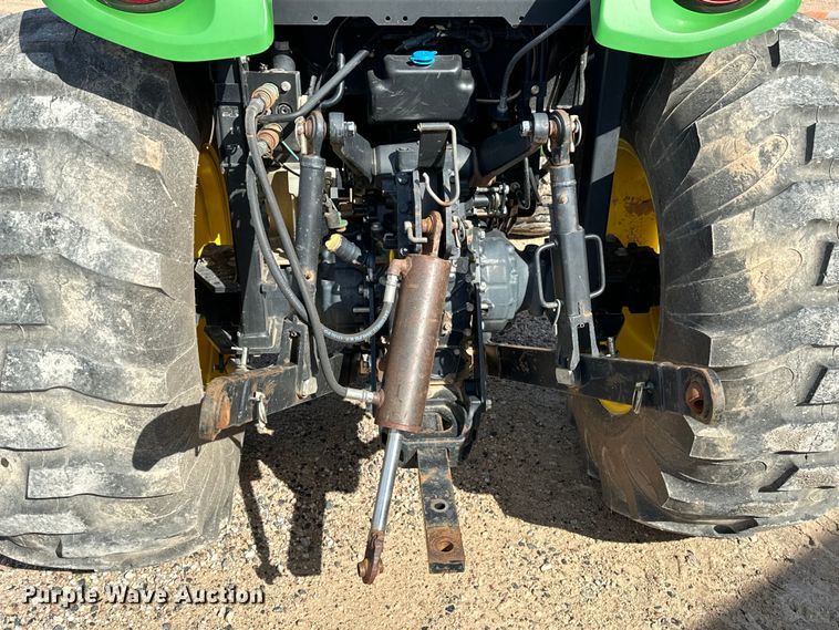 image for item DO6962 2011 John Deere  4720 MFWD tractor
