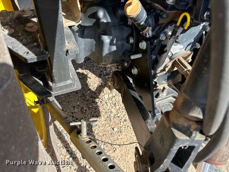 image for item DO6962 2011 John Deere  4720 MFWD tractor