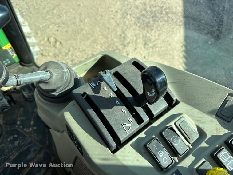 image for item DO6962 2011 John Deere  4720 MFWD tractor