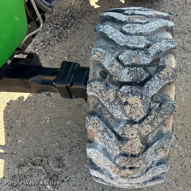 image for item DO6962 2011 John Deere  4720 MFWD tractor