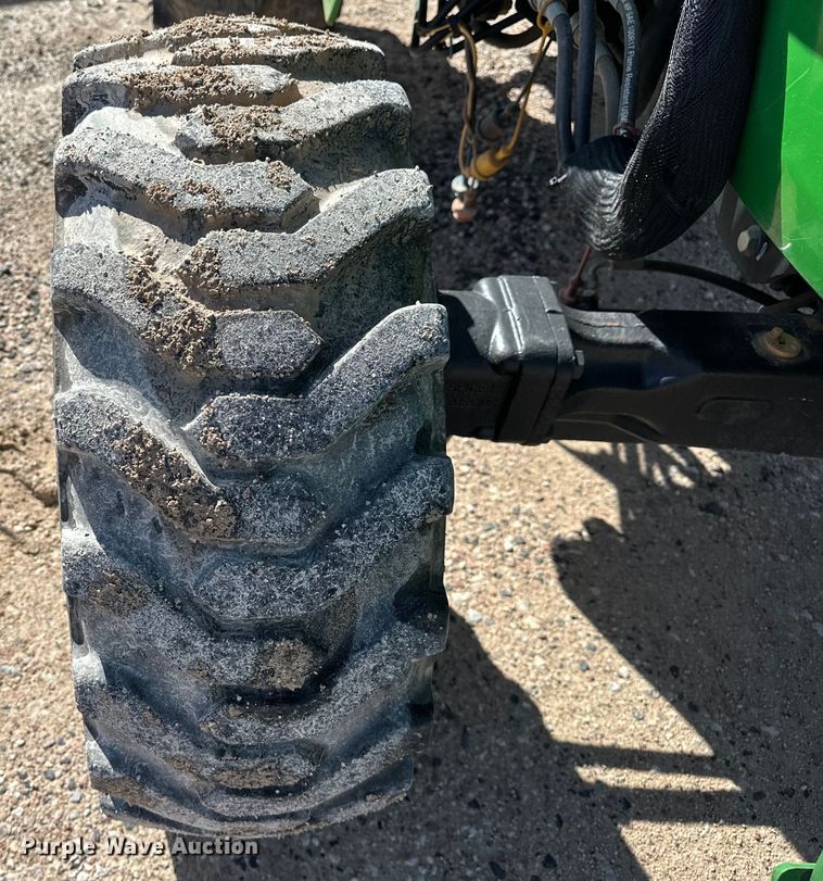 image for item DO6962 2011 John Deere  4720 MFWD tractor