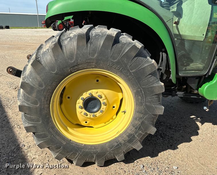 image for item DO6962 2011 John Deere  4720 MFWD tractor