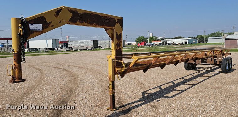 image for item DP0908 Hay bale trailer