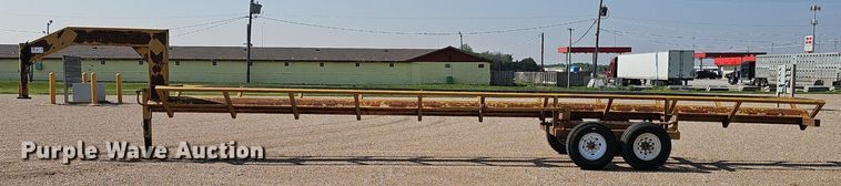 image for item DP0908 Hay bale trailer