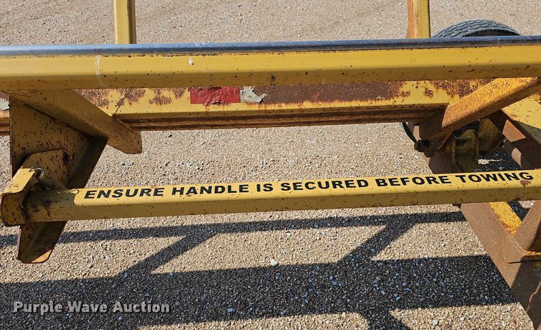 image for item DP0908 Hay bale trailer