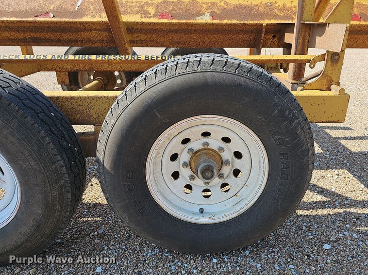 image for item DP0908 Hay bale trailer