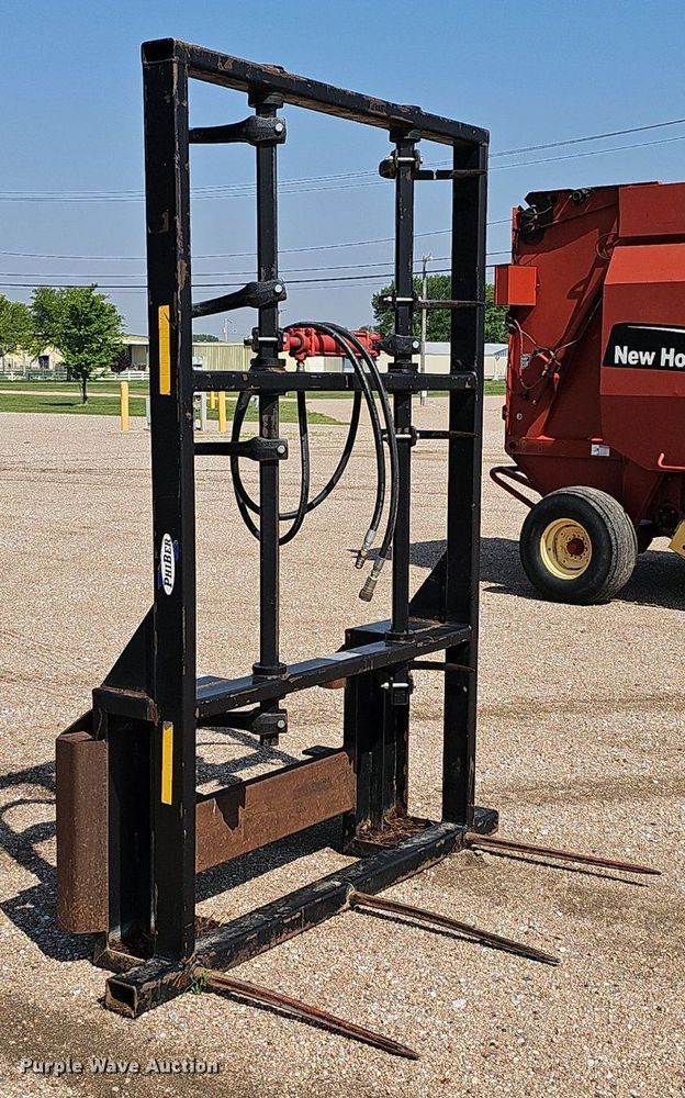 image for item DP0911 2006 Phiber Econo bale grabber