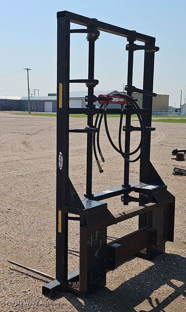 image for item DP0911 2006 Phiber Econo bale grabber