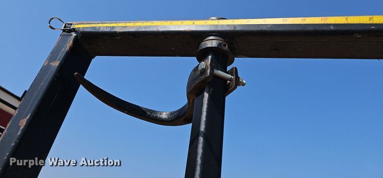 image for item DP0911 2006 Phiber Econo bale grabber