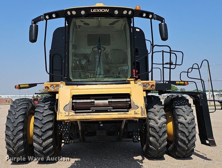 image for item DP0914 2012 Claas 750  combine