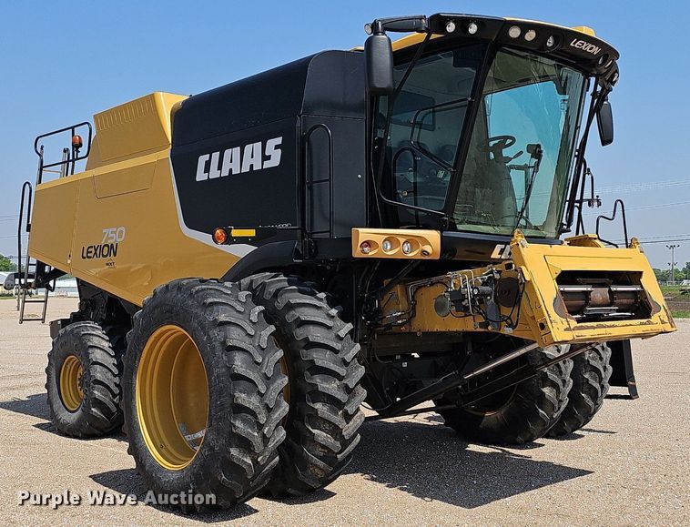 image for item DP0914 2012 Claas 750  combine