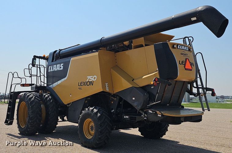 image for item DP0914 2012 Claas 750  combine