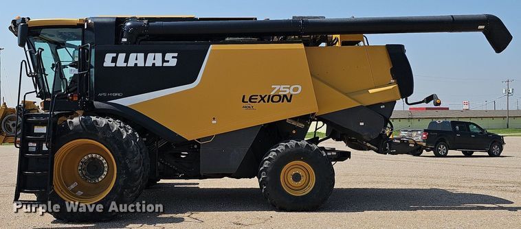 image for item DP0914 2012 Claas 750  combine