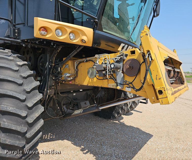 image for item DP0914 2012 Claas 750  combine