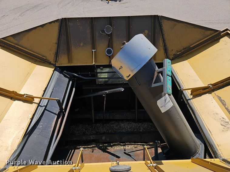 image for item DP0914 2012 Claas 750  combine