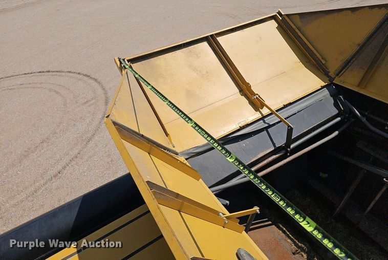 image for item DP0914 2012 Claas 750  combine