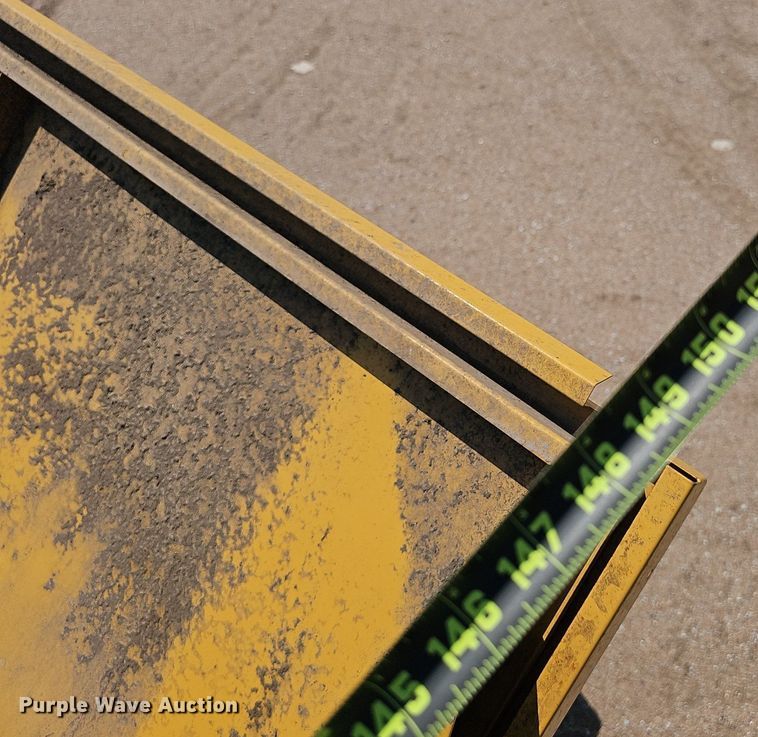 image for item DP0914 2012 Claas 750  combine