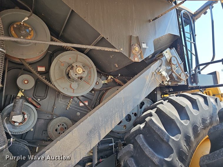 image for item DP0914 2012 Claas 750  combine