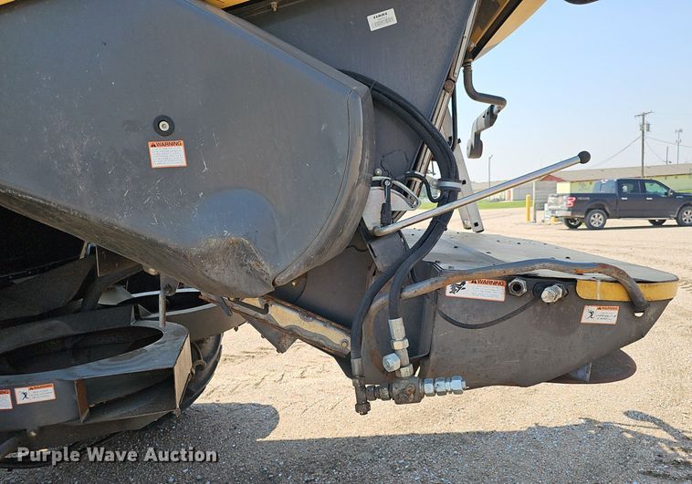 image for item DP0914 2012 Claas 750  combine