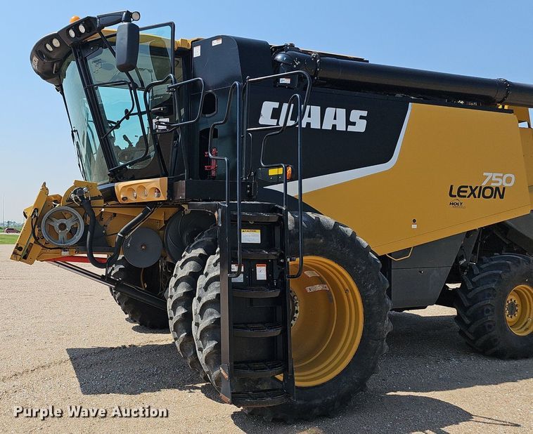 image for item DP0914 2012 Claas 750  combine