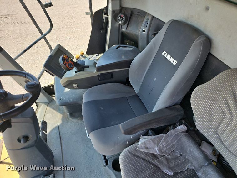 image for item DP0914 2012 Claas 750  combine