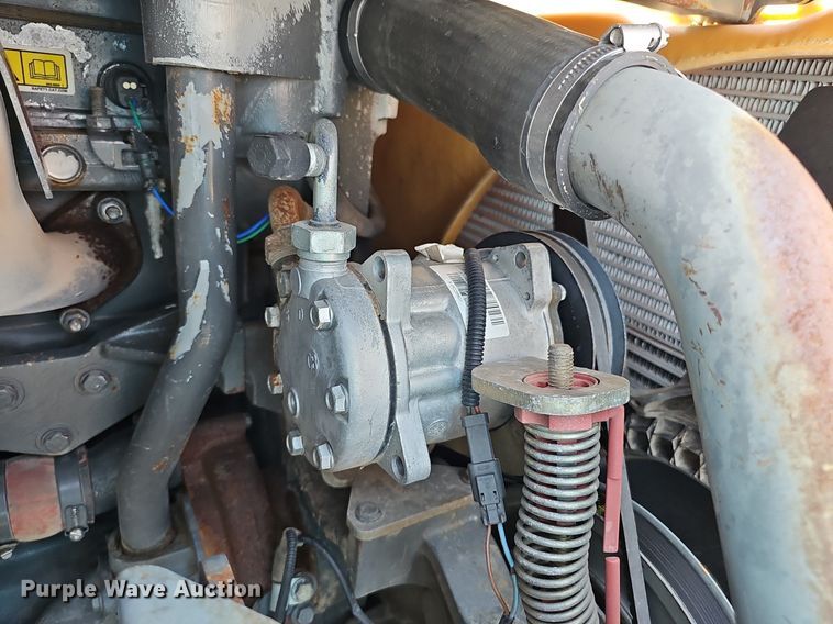 image for item DP0914 2012 Claas 750  combine