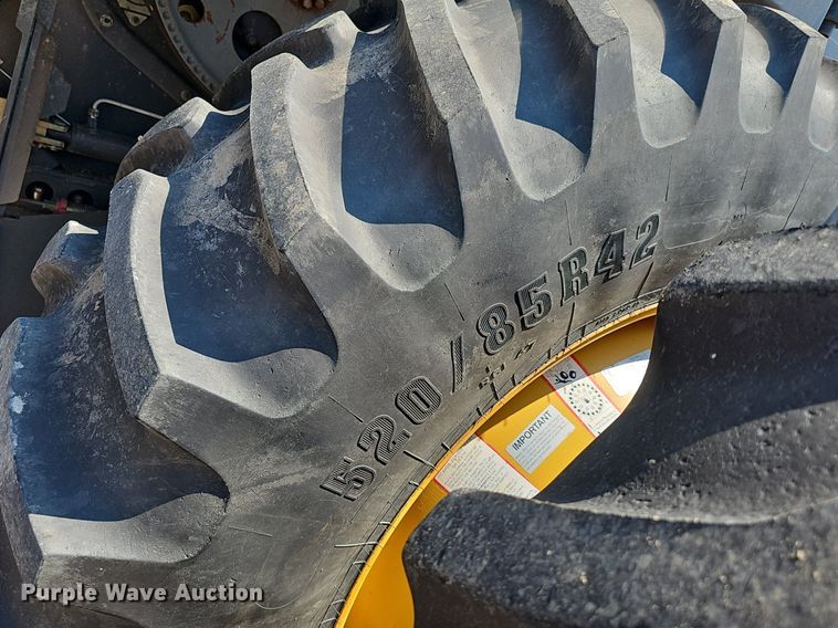 image for item DP0914 2012 Claas 750  combine